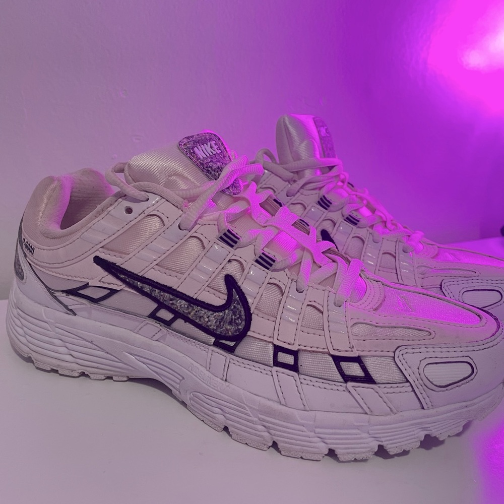 WOMENS NIKE P-6000 - Light Pink, White, Colorful